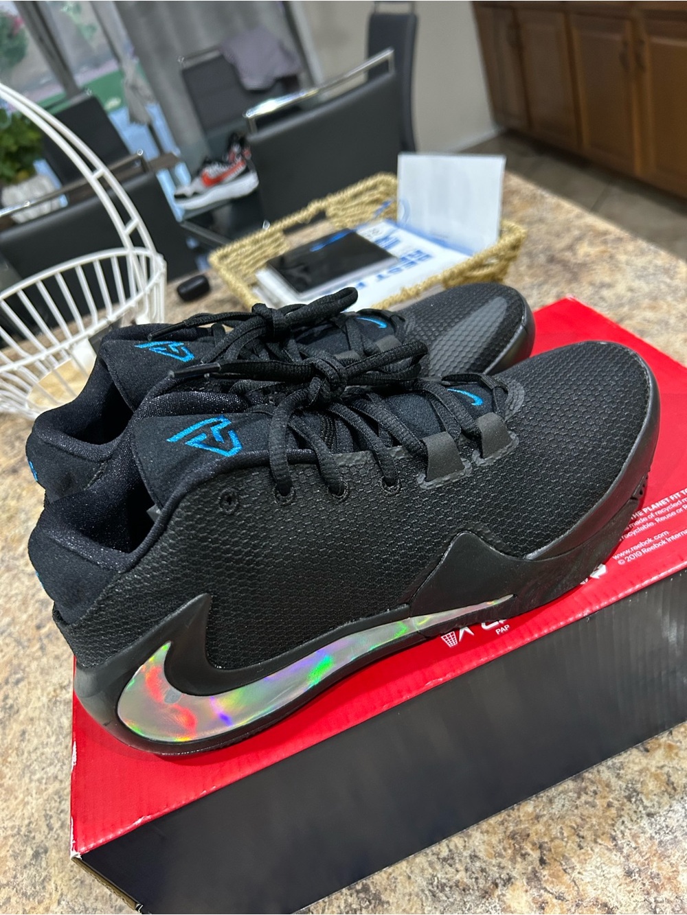 Nike - Zoom Freak 1 'Black Iridescent Men’s Basketball Shoes Sz 9 New No Box